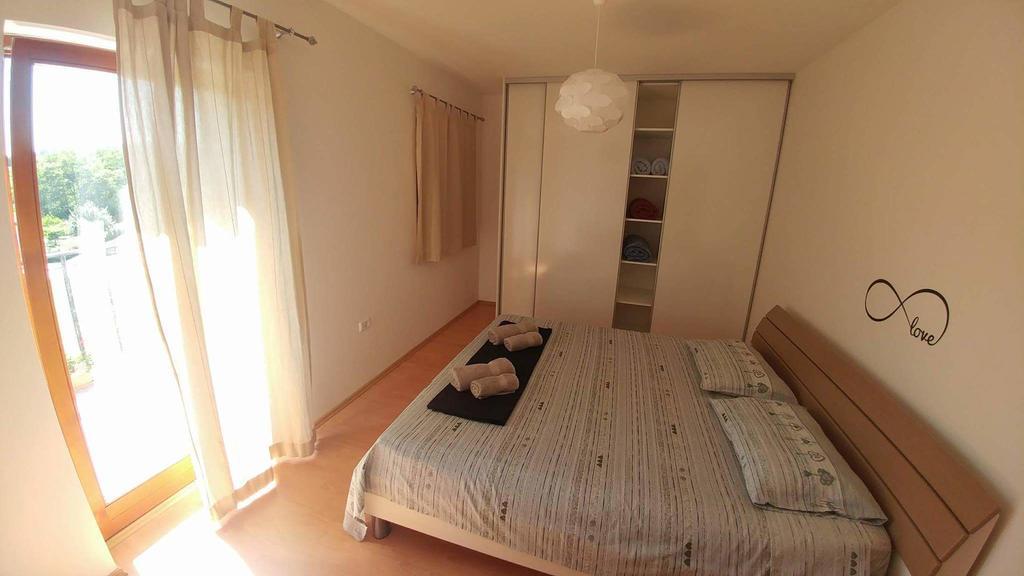 Apartment Kortina Buzet Eksteriør billede