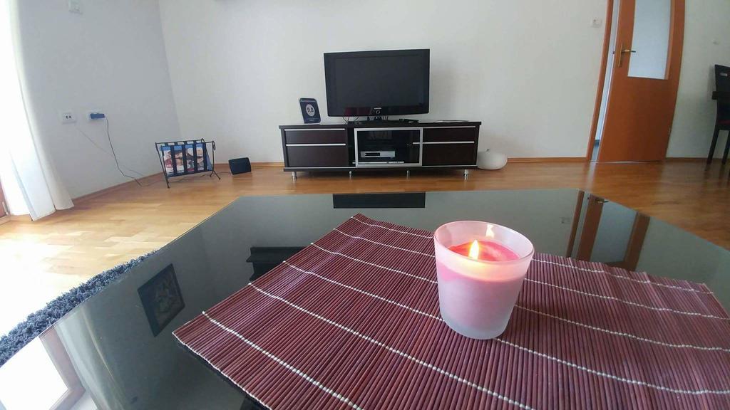 Apartment Kortina Buzet Eksteriør billede