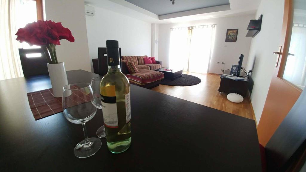 Apartment Kortina Buzet Eksteriør billede